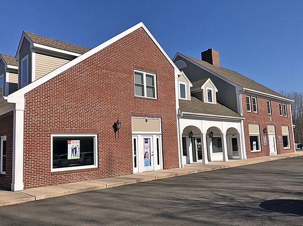 67 Federal Rd, Brookfield, CT 06804